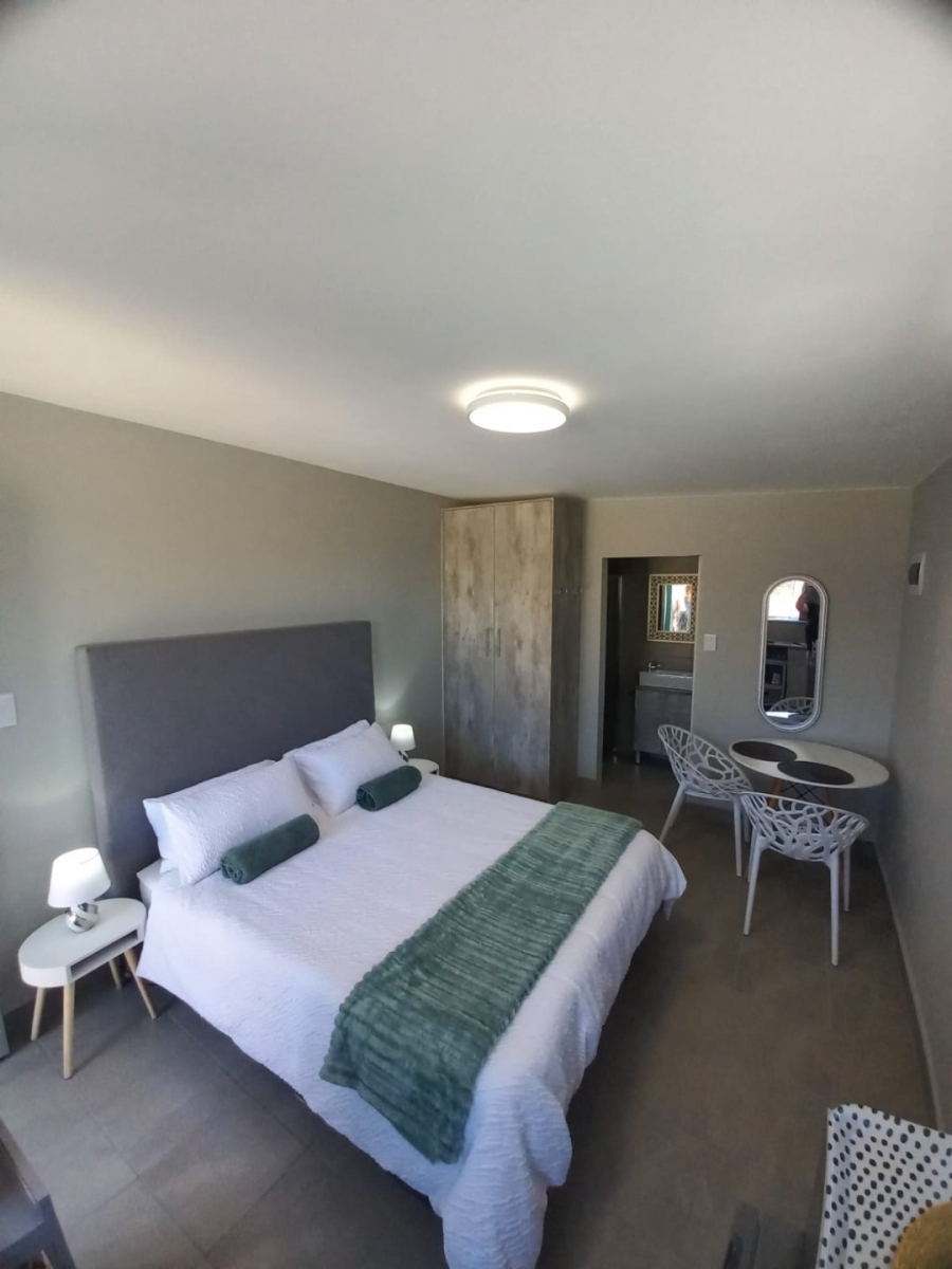 5 Bedroom Property for Sale in Dana Bay Western Cape